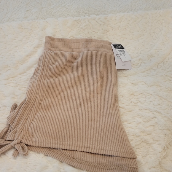 Rue 21 Hacci Drawstring Ruched Side Shorts - Picture 3 of 4